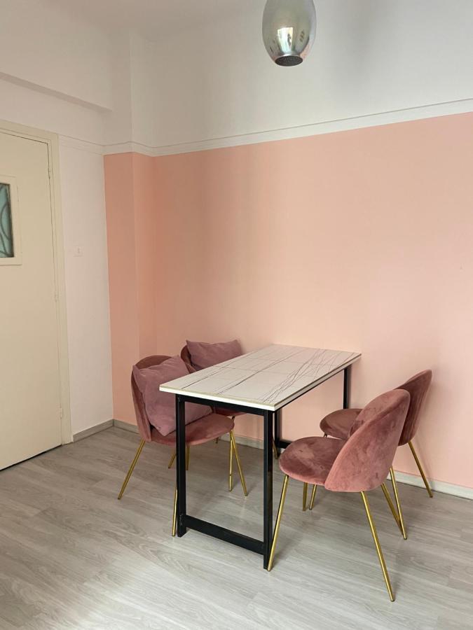 Uoohome7 Garden One Bedroom Athens Exterior photo